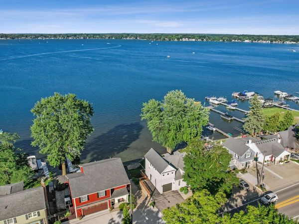 9638 Main Street, Whitmore Lake, MI 48189