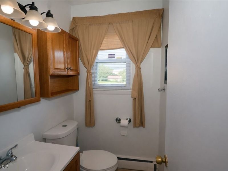 4242 Kerrybrook Drive, Austintown, OH 44511 Photo 17