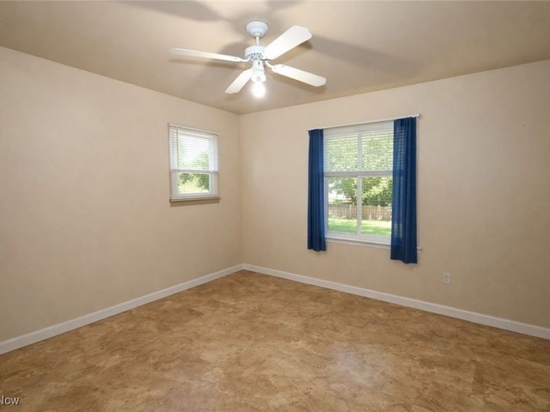 4242 Kerrybrook Drive, Austintown, OH 44511 Photo 19