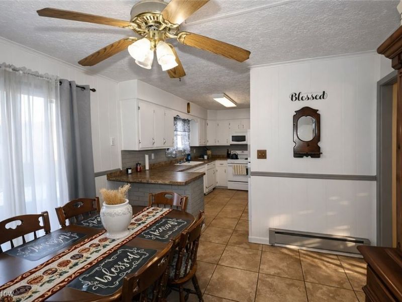 4242 Kerrybrook Drive, Austintown, OH 44511 Photo 5