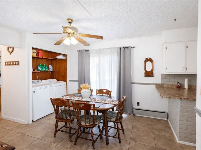 4242 Kerrybrook Drive, Austintown, OH 44511 Photo 6