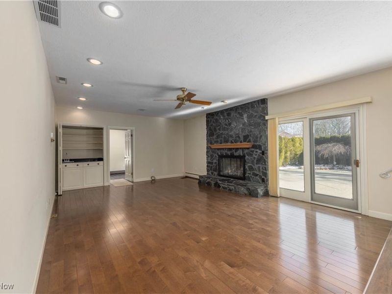 1315 Queen Annes Gate, Westlake, OH 44145 Photo 13