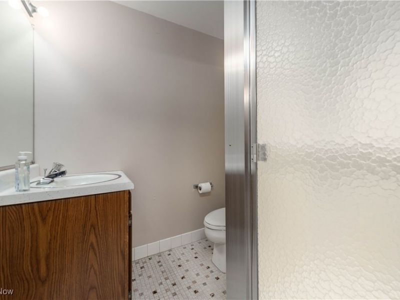 1315 Queen Annes Gate, Westlake, OH 44145 Photo 35