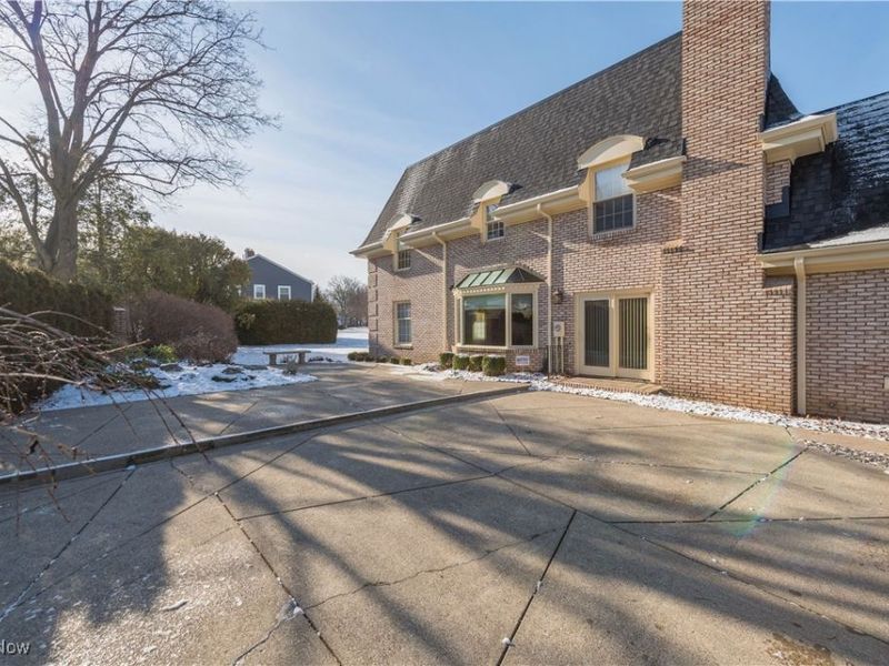 1315 Queen Annes Gate, Westlake, OH 44145 Photo 38