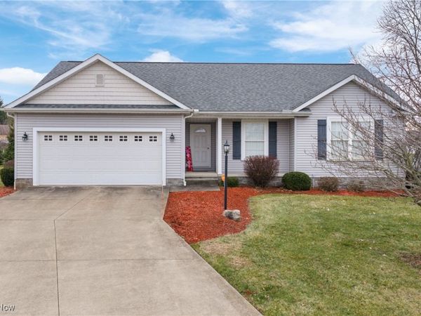 3116 Georgene Circle SW, Canton, OH 44706