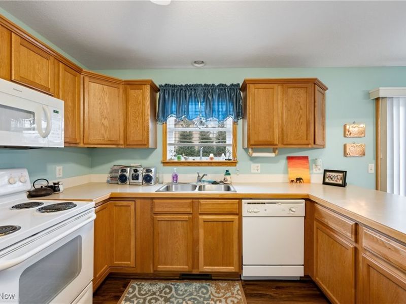 3116 Georgene Circle SW, Canton, OH 44706 Photo 13