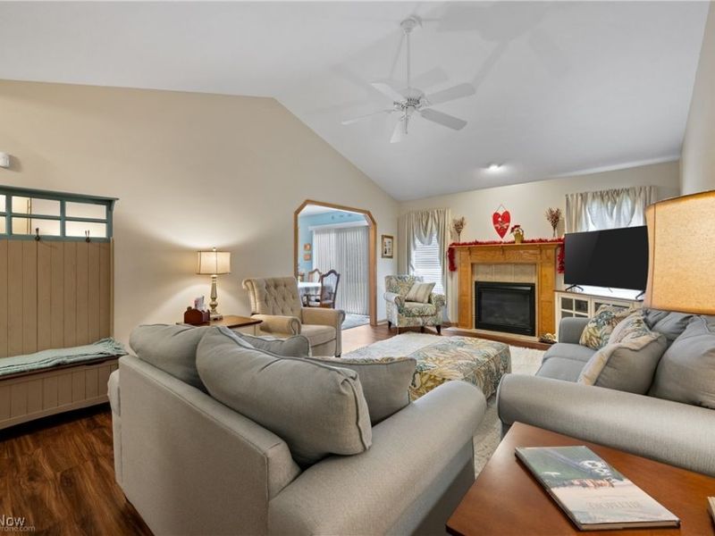 3116 Georgene Circle SW, Canton, OH 44706 Photo 7