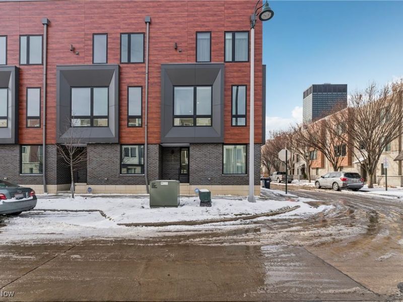 1440 E 15 Street, Cleveland, OH 44114 Photo 1