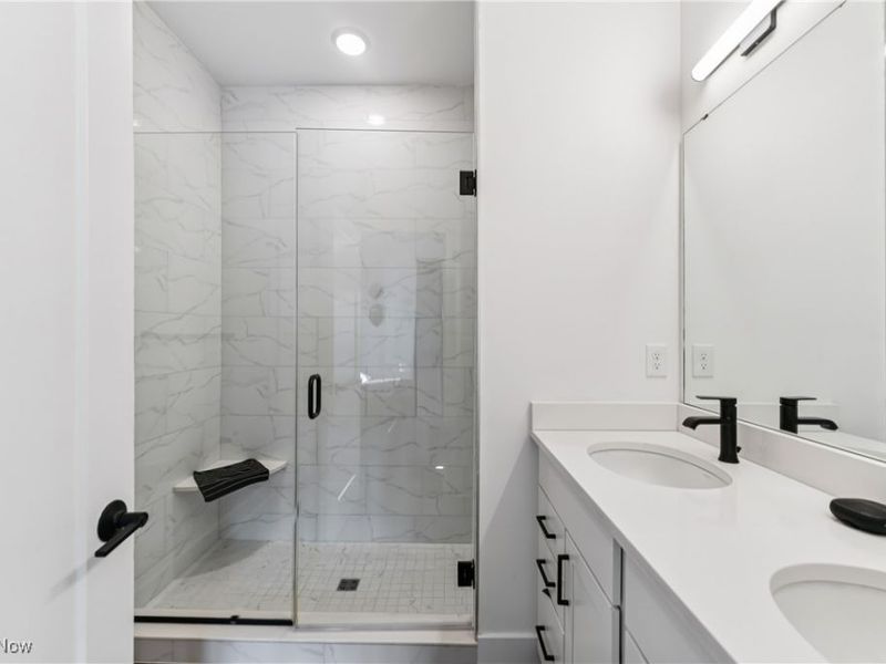 1440 E 15 Street, Cleveland, OH 44114 Photo 19