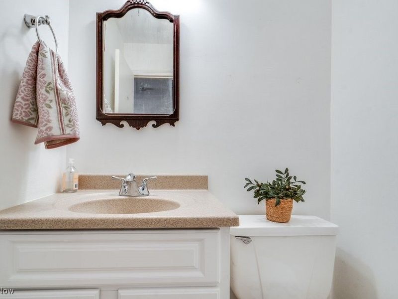 6492 Elmcrest Drive, Hudson, OH 44236 Photo 24