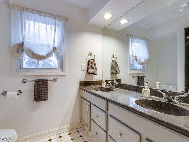 6492 Elmcrest Drive, Hudson, OH 44236 Photo 27