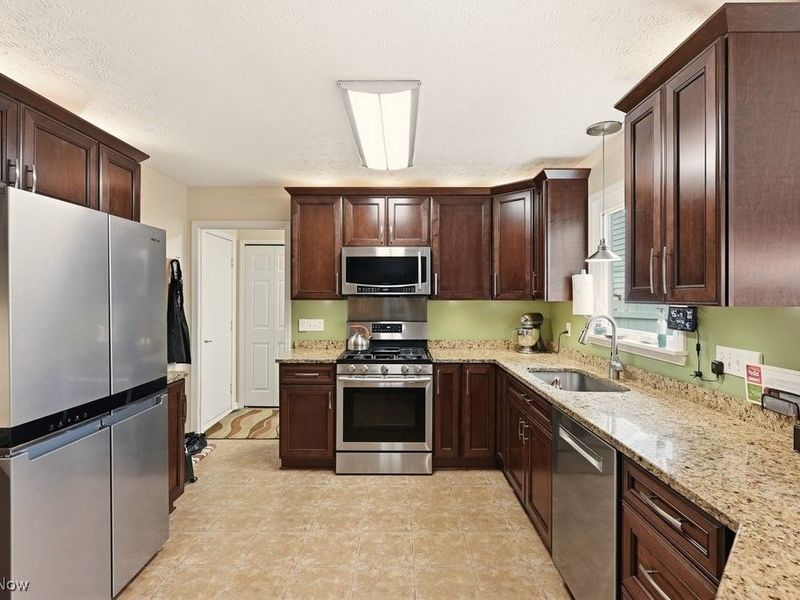 1159 Park Ledge Drive, Macedonia, OH 44056 Photo 15