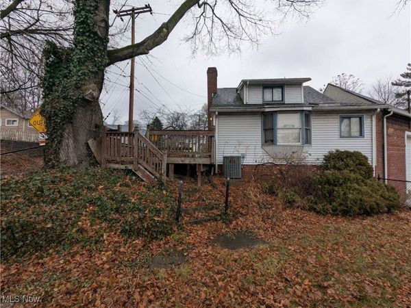 1519 Lake Road, Lakemore, OH 44250