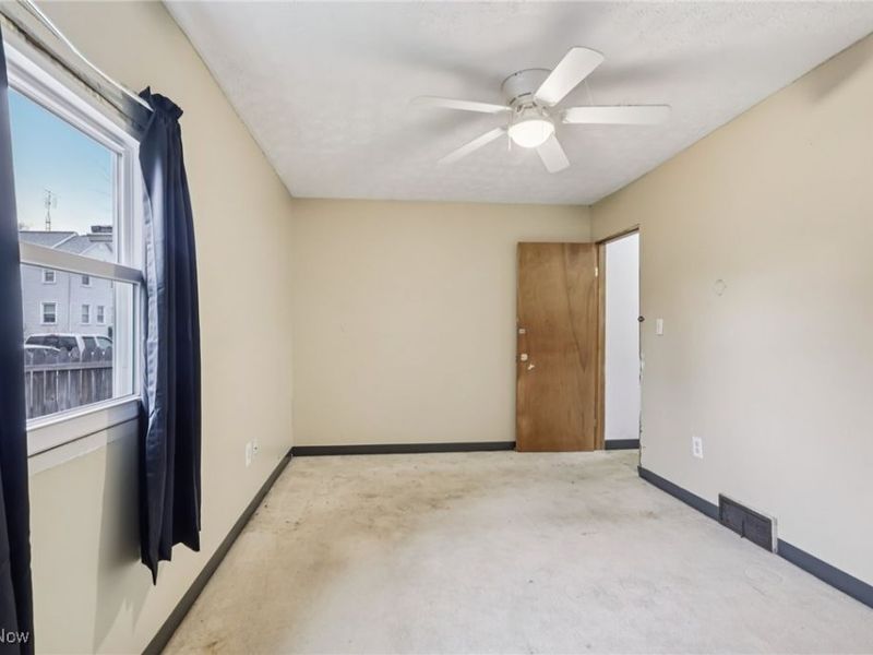 2736 Applehill Avenue SE, Robertsville, OH 44670 Photo 9