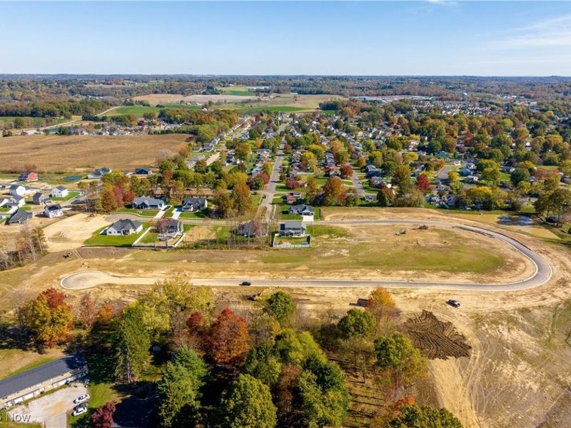 W Lakewood Drive, Canal Fulton, OH 44614 Photo 7