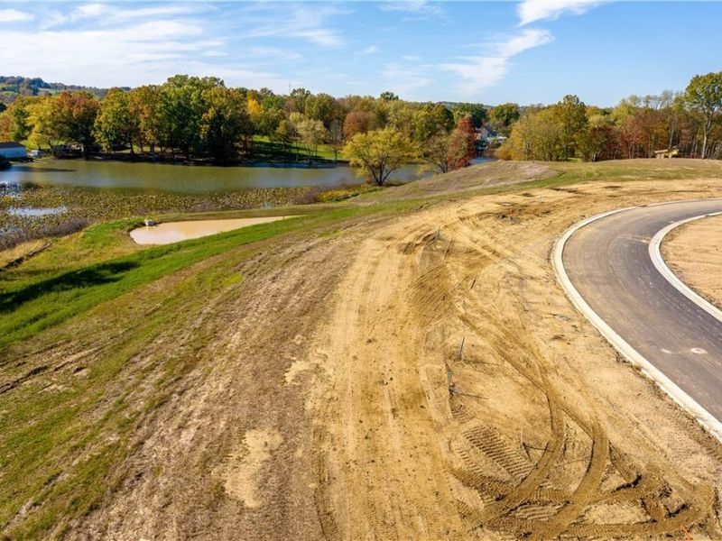 W Lakewood Drive, Canal Fulton, OH 44614 Photo 10