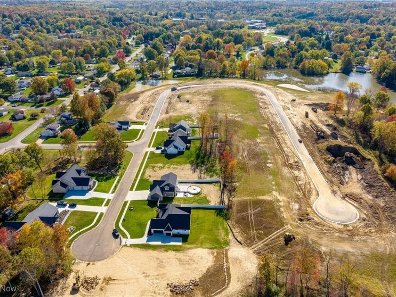 W Lakewood Drive, Canal Fulton, OH 44614 Photo 9
