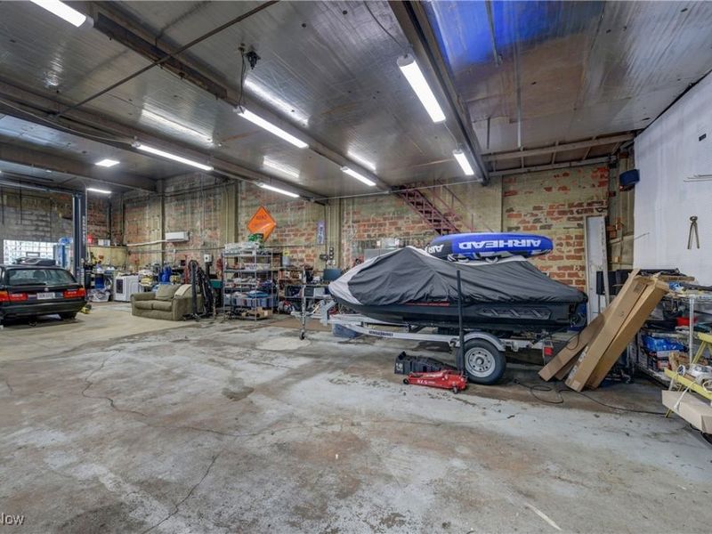 2030 Broadview Road, Cleveland, OH 44109 Photo 24