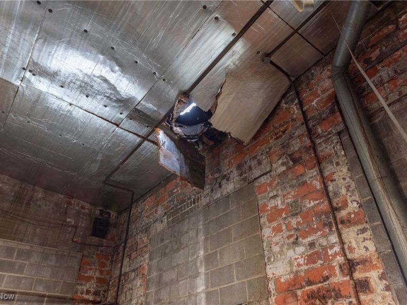 2030 Broadview Road, Cleveland, OH 44109 Photo 30