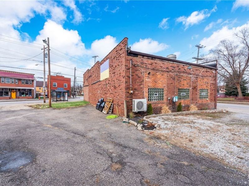 2030 Broadview Road, Cleveland, OH 44109 Photo 38