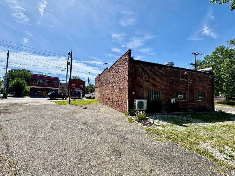 2030 Broadview Road, Cleveland, OH 44109 Photo 40