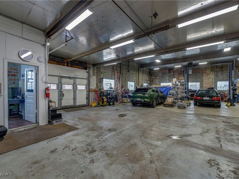 2030 Broadview Road, Cleveland, OH 44109 Photo 5