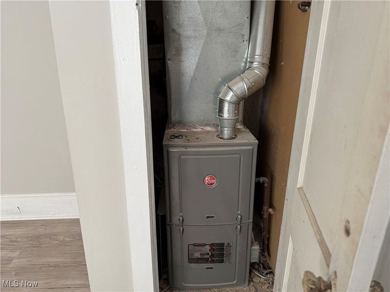 2066 W 81st Street, Cleveland, OH 44102 Photo 14