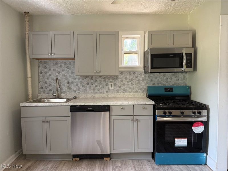 2066 W 81st Street, Cleveland, OH 44102 Photo 26