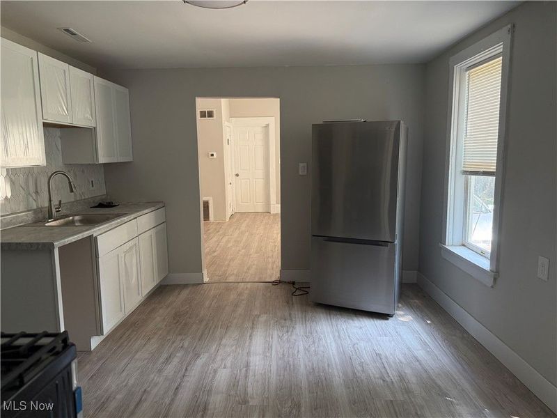 2066 W 81st Street, Cleveland, OH 44102 Photo 4