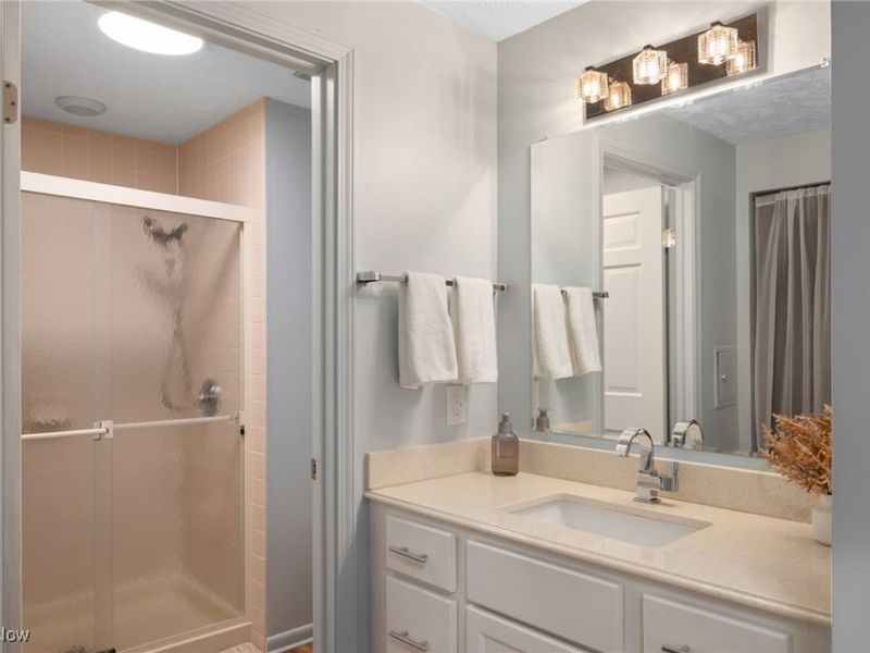 9693 Martinique Drive, Concord, OH 44060 Photo 17