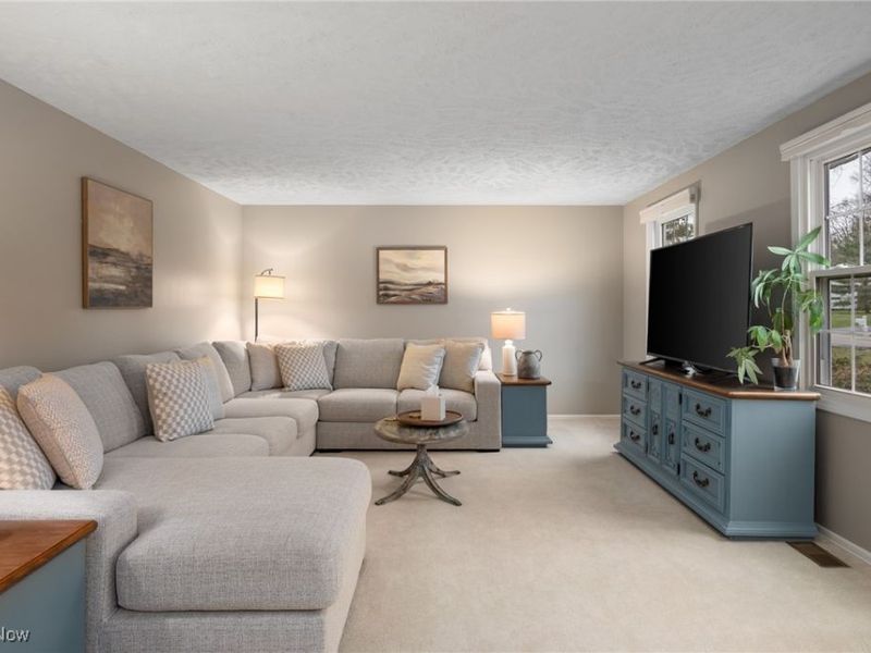 9693 Martinique Drive, Concord, OH 44060 Photo 3