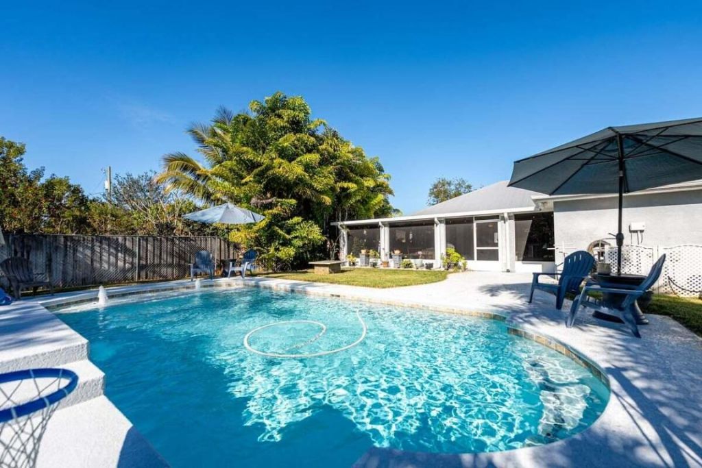 1002 SW Hamrock Avenue, Port Saint Lucie, FL 34953 Photo