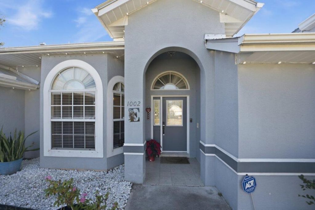 1002 SW Hamrock Avenue, Port Saint Lucie, FL 34953 Photo