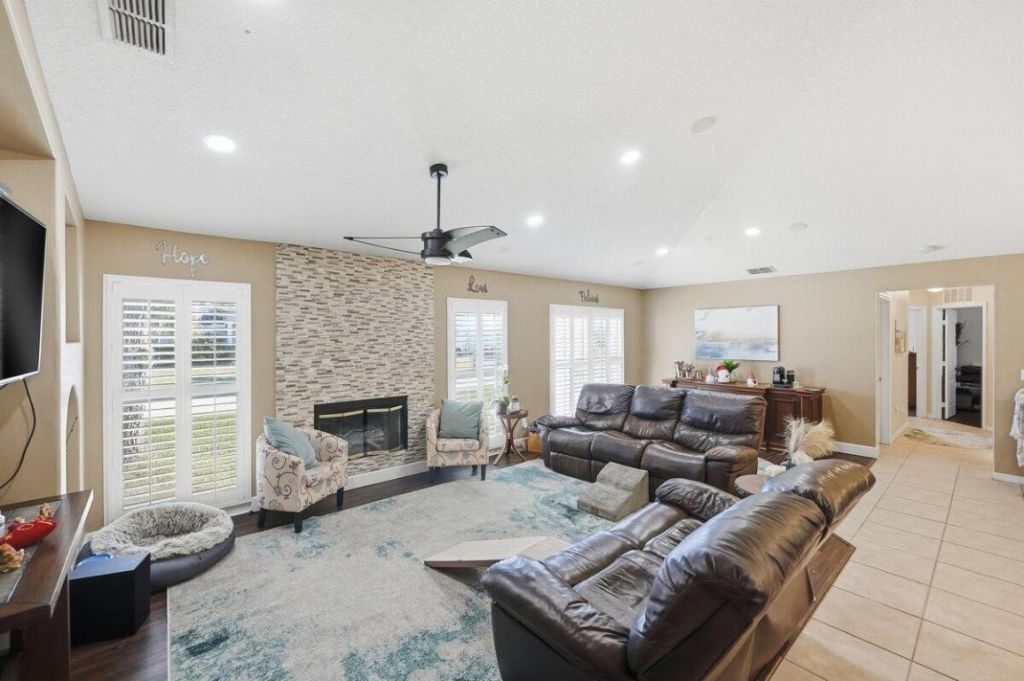 1002 SW Hamrock Avenue, Port Saint Lucie, FL 34953 Photo