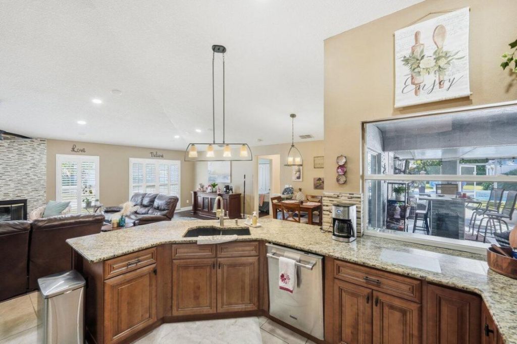 1002 SW Hamrock Avenue, Port Saint Lucie, FL 34953 Photo