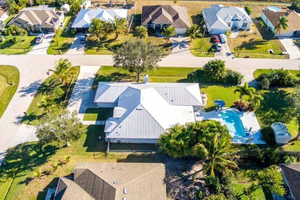 1002 SW Hamrock Avenue, Port Saint Lucie, FL 34953 Photo