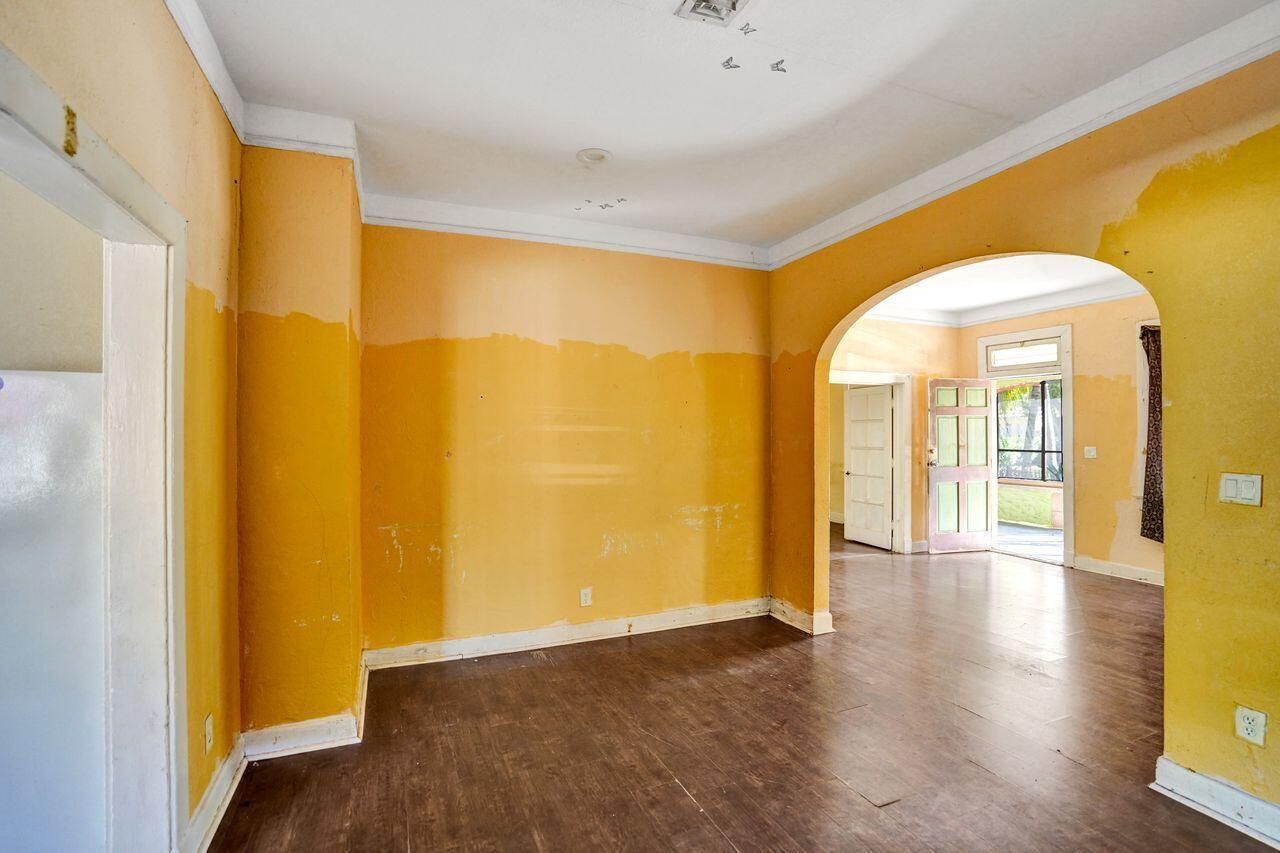627 30th Street, West Palm Beach, FL 33407 Photo
