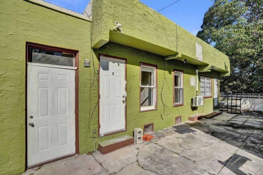 627 30th Street, West Palm Beach, FL 33407 Photo