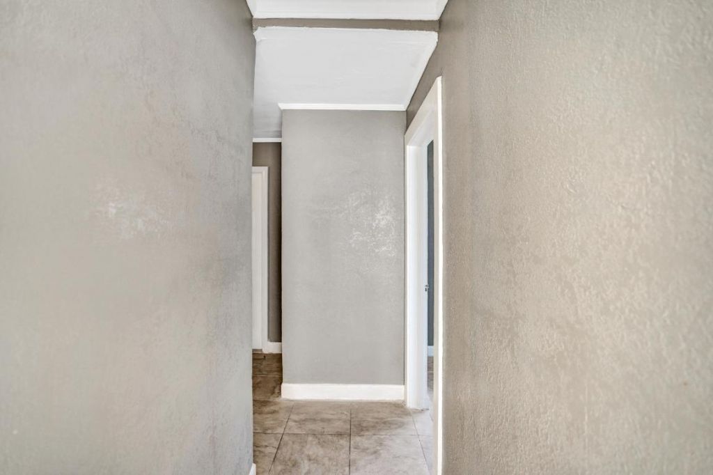 627 30th Street, West Palm Beach, FL 33407 Photo