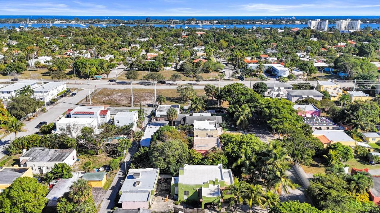 627 30th Street, West Palm Beach, FL 33407 Photo