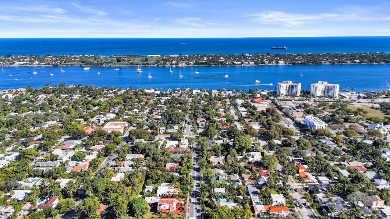 627 30th Street, West Palm Beach, FL 33407 Photo