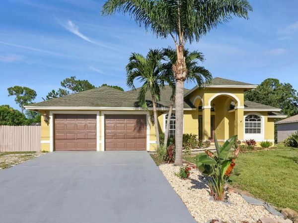 709 NW North Macedo Boulevard, Port St. Lucie, FL 34983