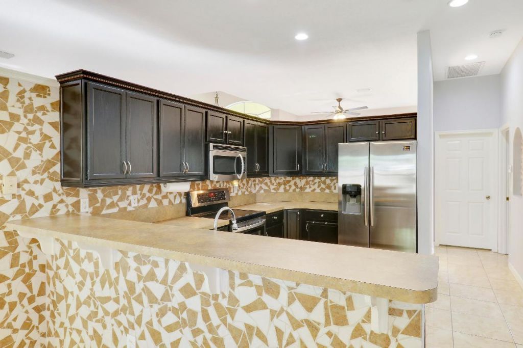 709 NW North Macedo Boulevard, Port Saint Lucie, FL 34983 Photo