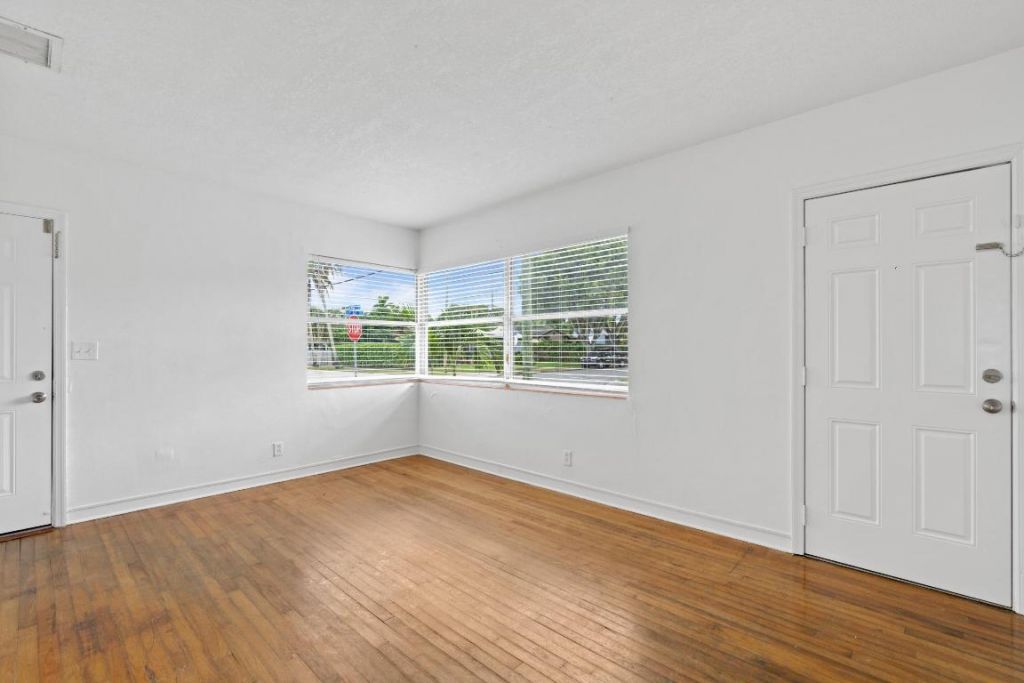 5208 Spruce Avenue, Unit B, West Palm Beach, FL 33407 Photo