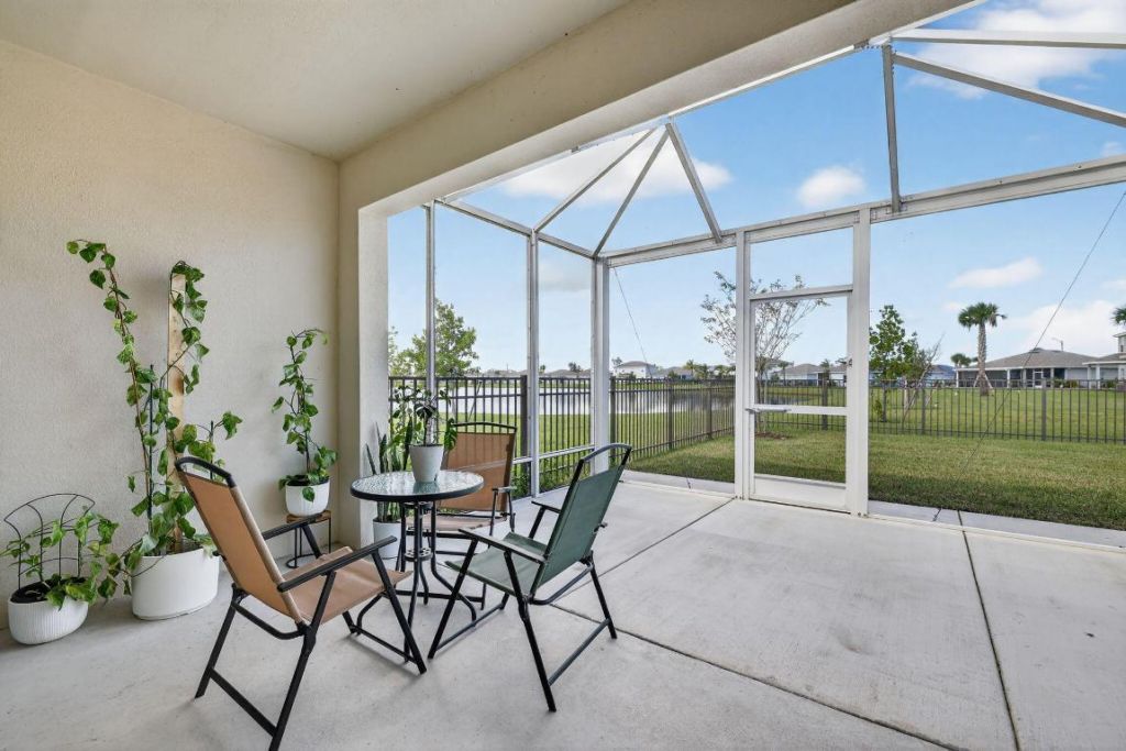 806 Persimmon Place, Fort Pierce, FL 34981 Photo