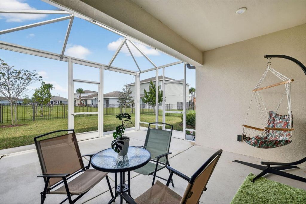 806 Persimmon Place, Fort Pierce, FL 34981 Photo