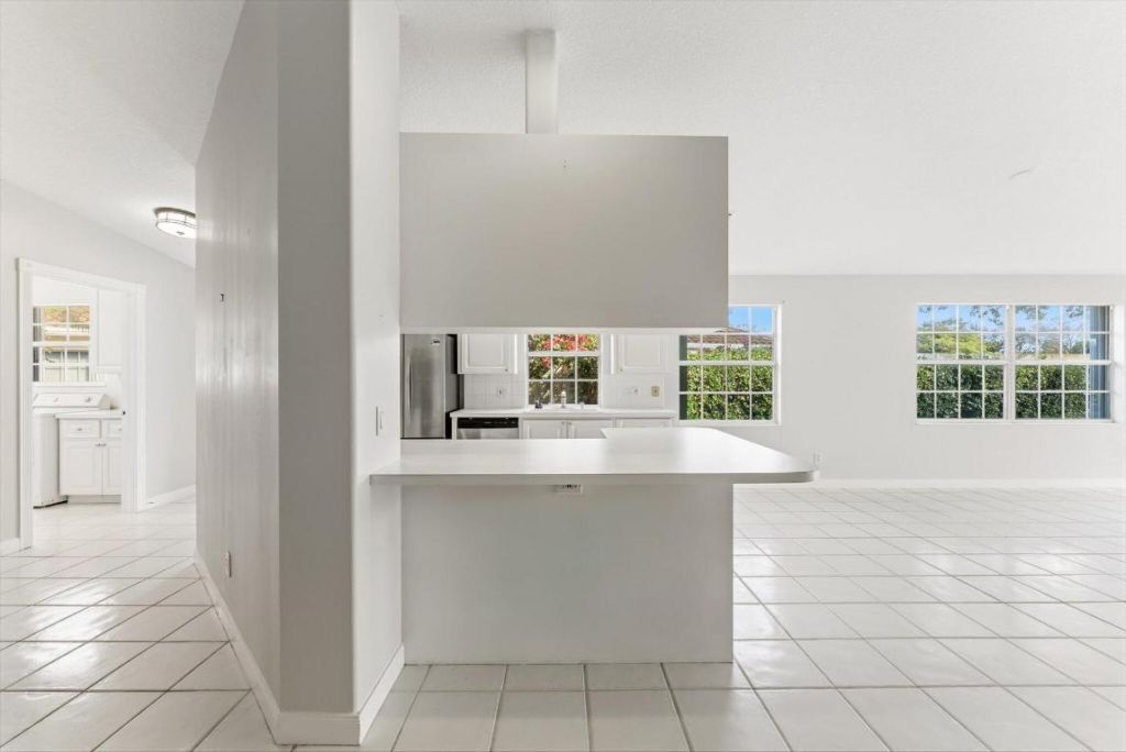 2162 Blue Springs Road, West Palm Beach, FL 33411 Photo