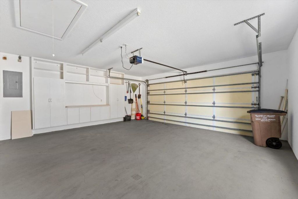 2162 Blue Springs Road, West Palm Beach, FL 33411 Photo