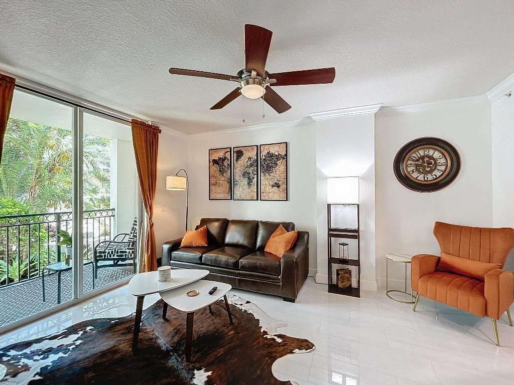 600 S Dixie Highway, Unit 630, West Palm Beach, FL 33401 Photo