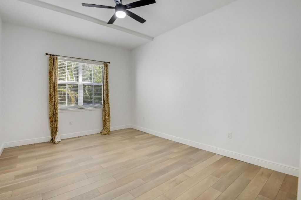 3940 N Flagler Drive, Unit 201, West Palm Beach, FL 33407 Photo